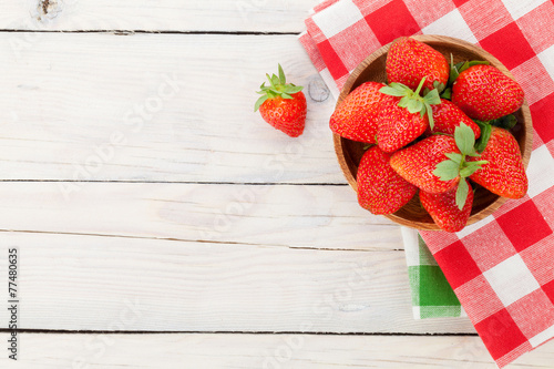 Fresh ripe strawberry in bowl