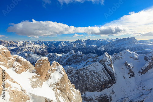 Lacobel Blick vom höchsten Punkt der Dolomiten (Marmolada)