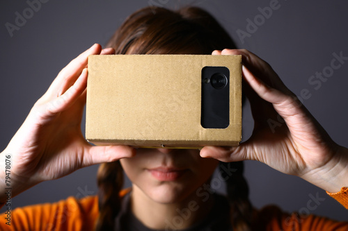 Cardboard virtual reality