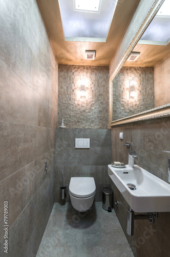 Lacobel Modern bathroom interior