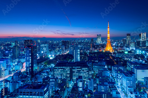 tokyo-tower-tokio-japonia