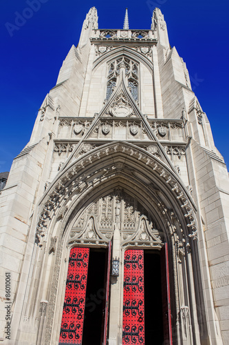 Poster Heinz Chapel Open Doors - Gothic Architecture of Pittsburghs Historic and Grandi