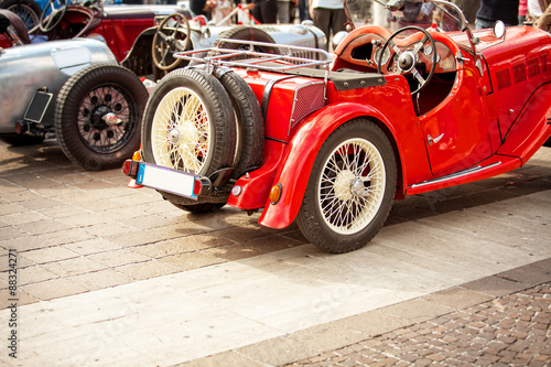 vecchie auto in mostra