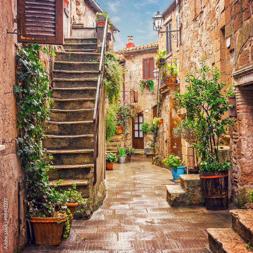 Fototapeta Alley in old town Pitigliano Tuscany Italy