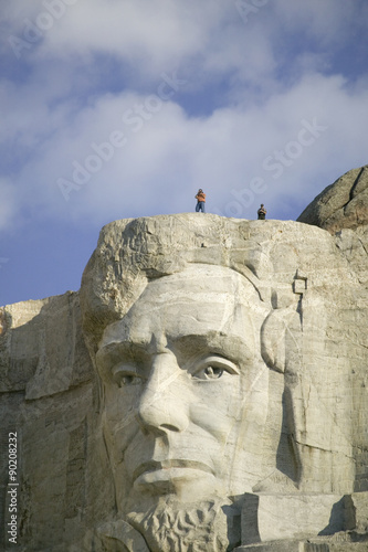 A <b>park ranger</b> and photographer standing above Abraham Lincoln at Mount ... - 500_F_90208232_KNSaV1962uVoJ99bEbgislJ7aZkt8rRJ