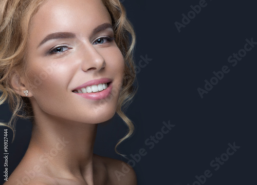 Zdjęcia Beautiful blond woman in image of the bride. Beauty face and