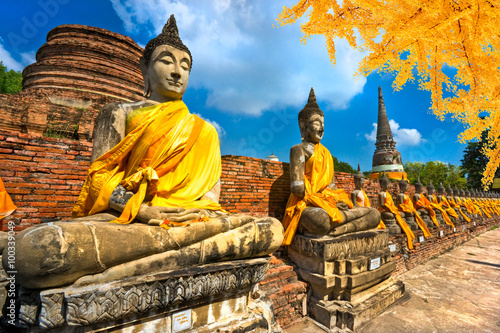 Poster Buddha-Statuen in Ayutthaya, Thailand,