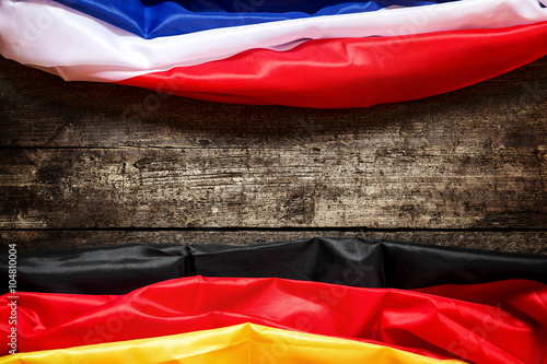 Poster Flagge Frankreich und Deutschland, Konzept Partnerstädte und Wi