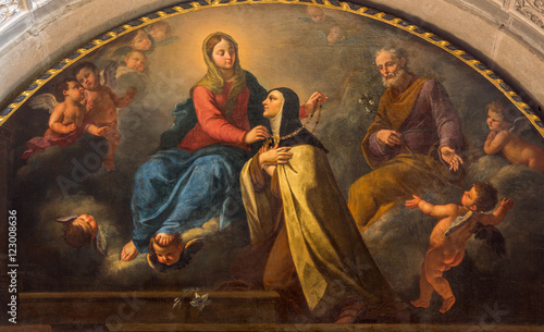brescia-italia-22-de-mayo-de-2016-la-pintura-de-santa-teresa-de-madonna-el-collar-de-oro-en-chiesa-di-san-pietro-en-olvieto-por-d-carretto-1696