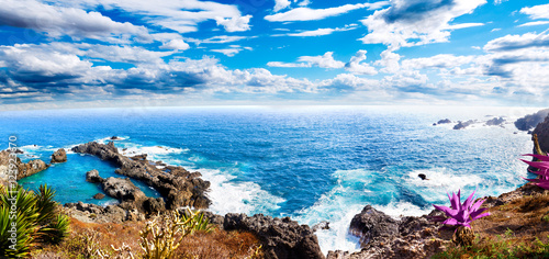 idylliczny-krajobraz-tenerife-mar-wyspa-i-cala-landscape