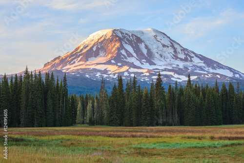 piekny-kolorowy-obraz-mount-adams