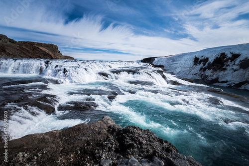 gullfoss-to-wodospad-polozony-w-poludniowo-zachodniej-islandii