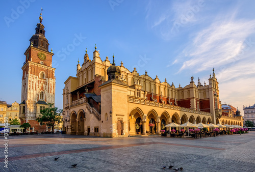 la-lonja-de-los-panos-en-cracovia-olt-town-polonia