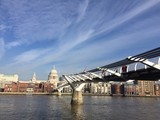 Millenium Bridge a Saint Paul, Londra, Uk