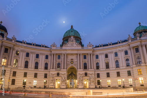 Poster Spanische Hofreitschule (Spanish Riding School) on Michaelerplatz in Vienna, Aus