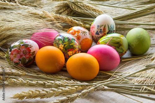 huevos-de-pascua-en-diferentes-disenos