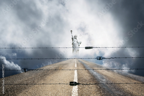 Poster liberté statue droit chemin vie accès interdit loi fondamentaux route objectif s