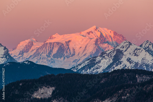 Le Mont Blanc © Tomfry