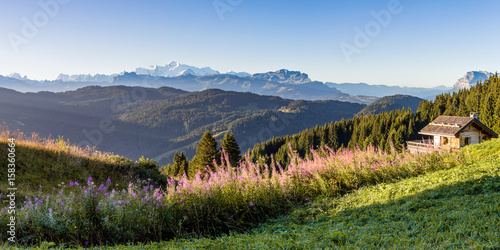Panorama du Mont Blanc - France © sylvain