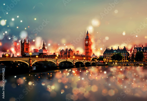 Obraz na płótnie City of London by Night - Tower Bridge, Big Ben, Sunset - Bokeh, Lens Flares, Camera Blur