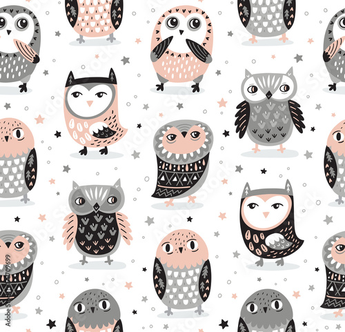 vector-seamless-pattern-with-cartoon-owls-nursery-decor