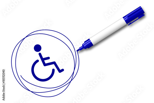 blauer Filzstift kreist ein Rollstuhlfahrer © Daniel Berkmann