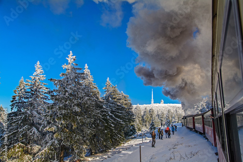 Brockenbahn im Winter kurz vor dem Gipfel © peisker