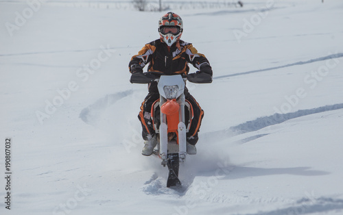 Dirt Bike Snowmobile >> Enduro Snowbike Snowmobile Journey With Dirt Bike High In The Dirt Bike Snowmobile >> Enduro Snowbike Snowmobile Journey With Dirt Bike High In The