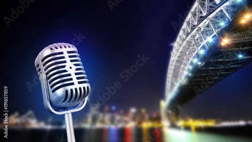 microphone-retro-avec-pont