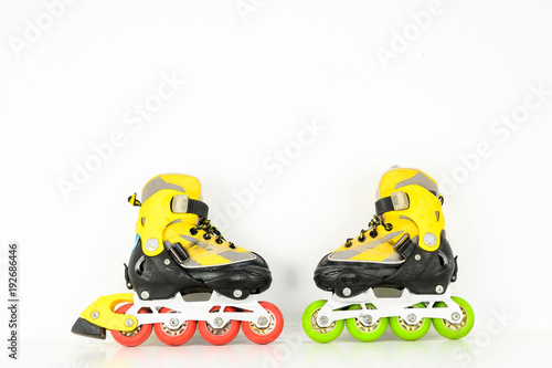 rollerblades-sportovni-vybaveni-sport-pozadi