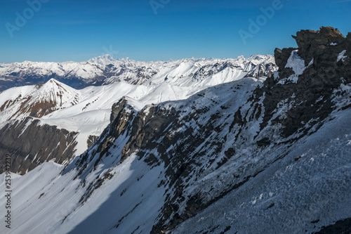 Paysage des Alpes en hiver , le Mont-Blanc à l' horizon , depuis sommet de la Buffe .France © jeanmichel deborde